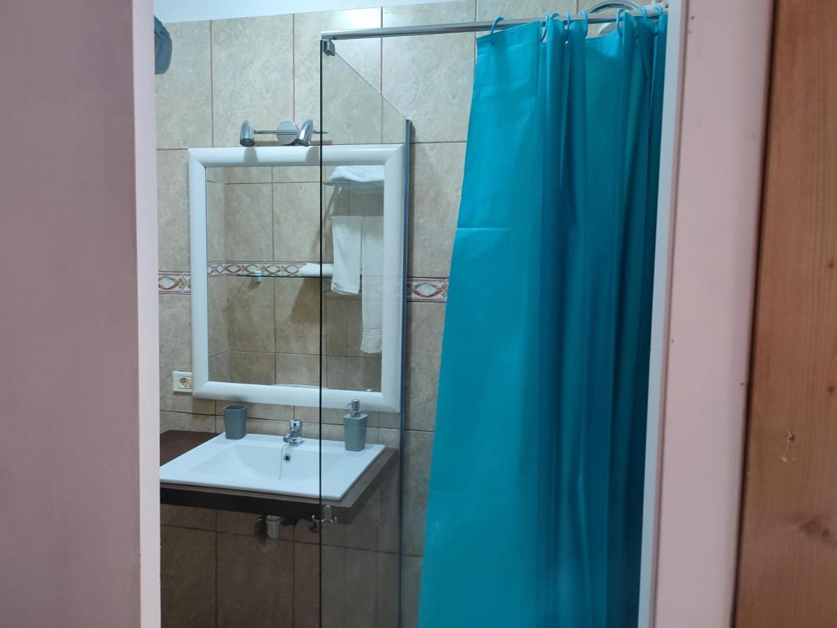 Апартаменти Apartamento Bajo Quintero Алькала Екстер'єр фото